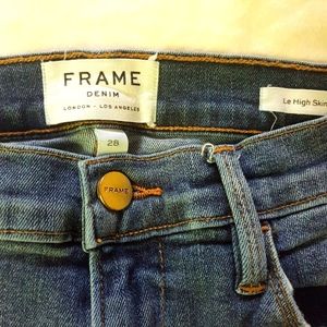 Frame Le High Skinny